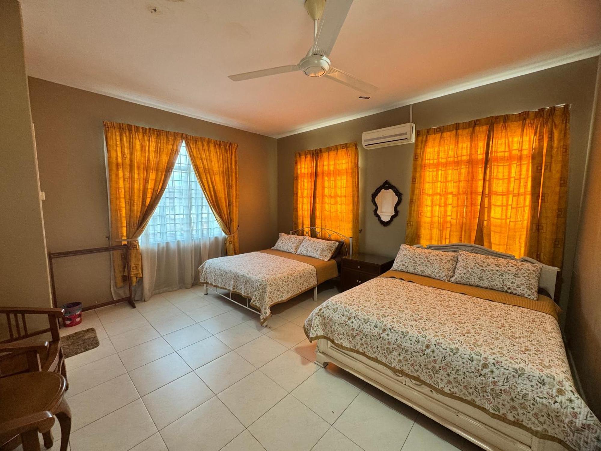 Homestay Melaka Executive Экстерьер фото